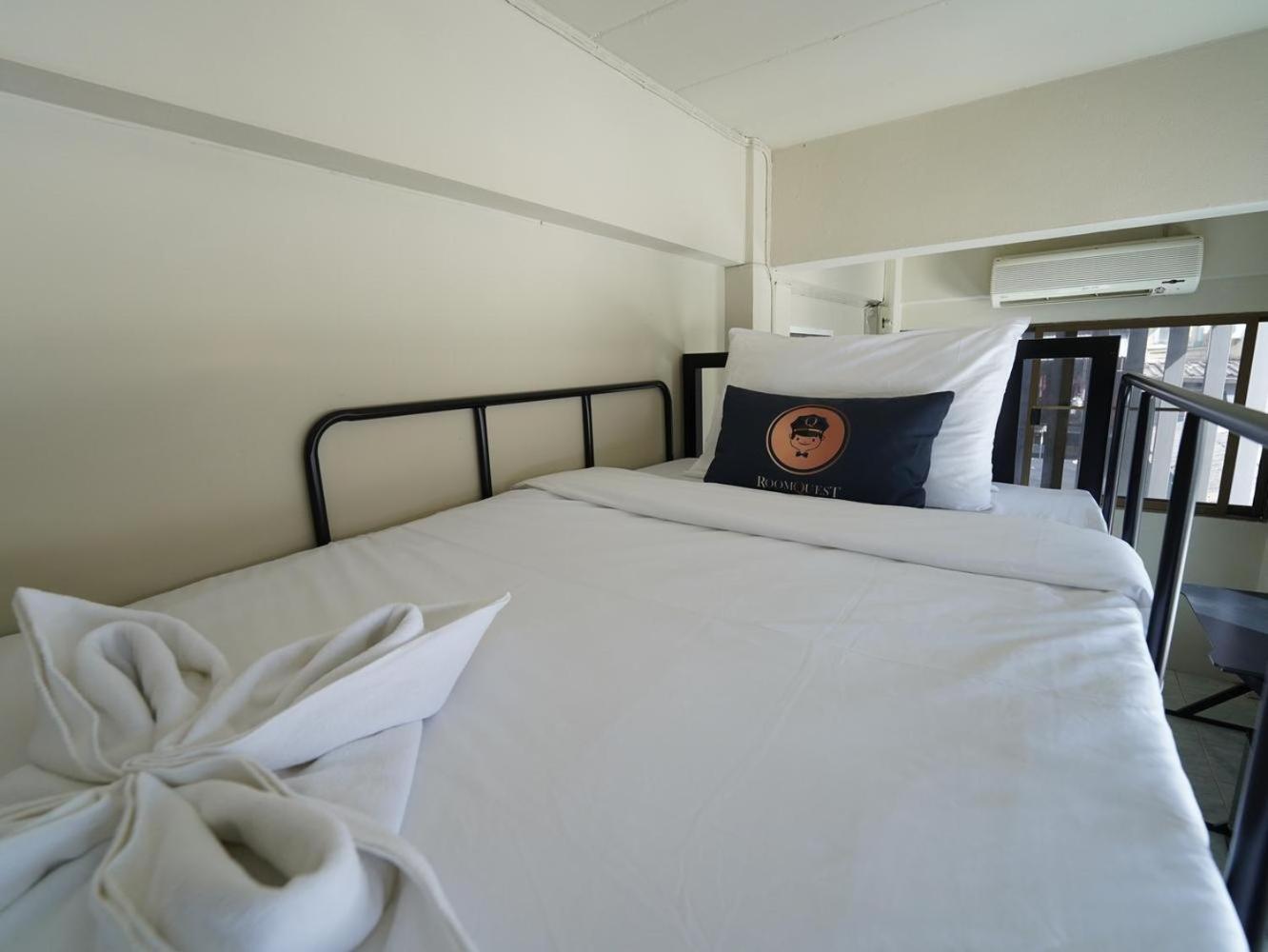 Rq Huai Khwang By Collection O Hotel
