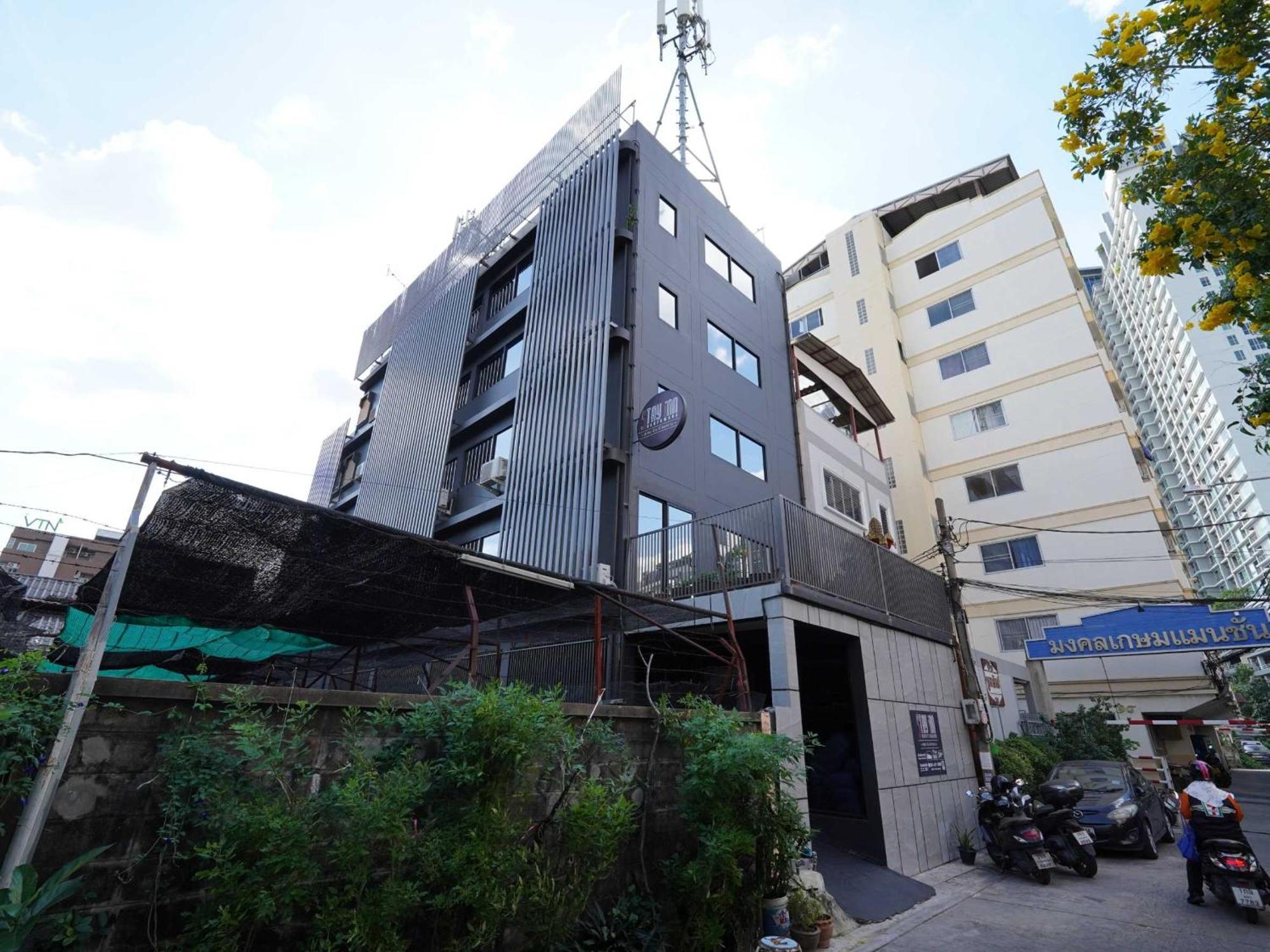 Hotel Rq Huai Khwang By Collection O Bangkok