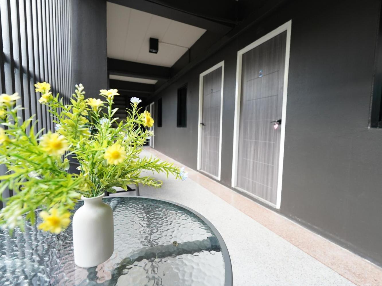 Hotel Rq Huai Khwang By Collection O